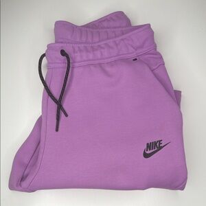 Nike Men’s Lilac Tech Joggers